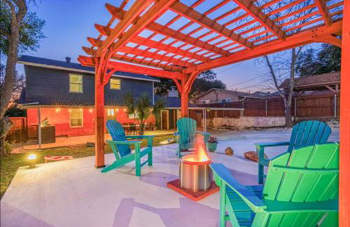 Huge House Fun Central 4BD 3BA with POOL - Foto 29