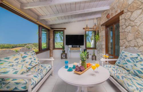 Villa Tramonto with Private Heated Pool, by ZanteWize - Foto 13