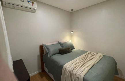 Apto todo climatizado a 5min da Vila Germânica, 3 quartos mais um quarto conjugado, berço e garagem - Photo 7