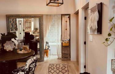 Santa Fe Modern FARMHOUSE 1 ACRE PRIVATE RD SOAKING ROOM 3 min Canyon rd - Foto 33