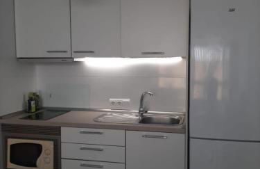 Alicante, Isleta Albufereta, apt with sea view - Photo 3