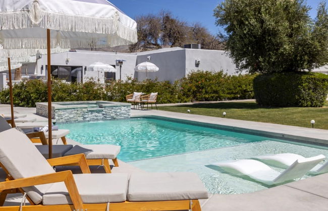 King Deluxe Room - Photo 80