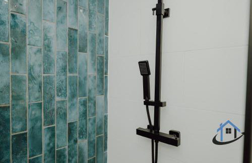 Manor House Apartments - Photo 11