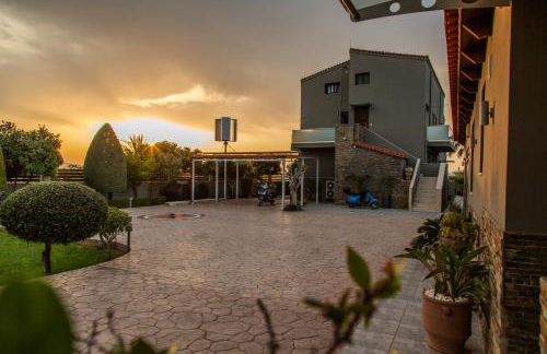 A Cozy Eco Villa by the Sea - Photo 27