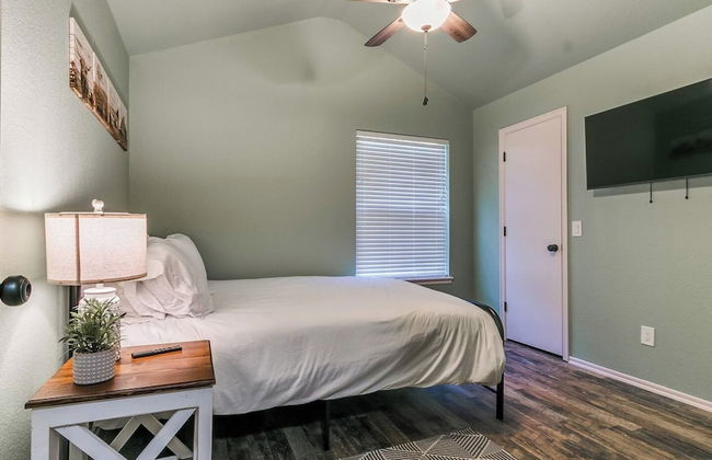 Serene Modern Farmhouse on 2 Acres - Foto 11