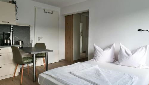 Wunderschöne Ferienwohnung mit Balkon in Aue - Foto 2