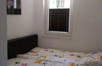 Holiday Home in Süd-Waldhanglage mit Seeblick by Interhome - Foto 10