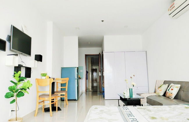 Luxury Apartment Sky Center - Photo 21