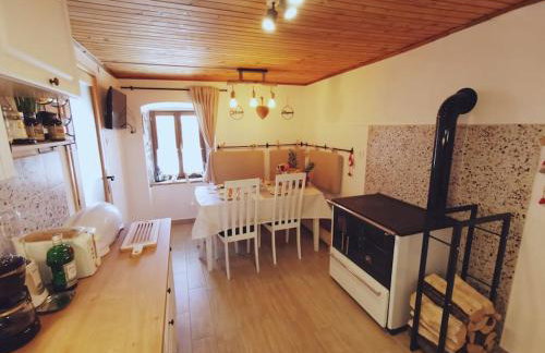 Apartman Cottage house Brest(Buzet) i ugodan odmor - Foto 13