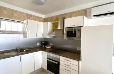 Sunny Corner, delux apartment vista mar and pool - Photo 16