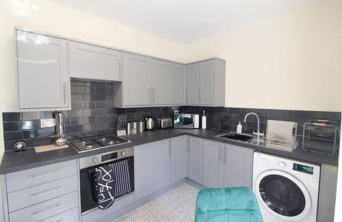 Cosy Modern 3 Bedroom House in Bradford City - Foto 10