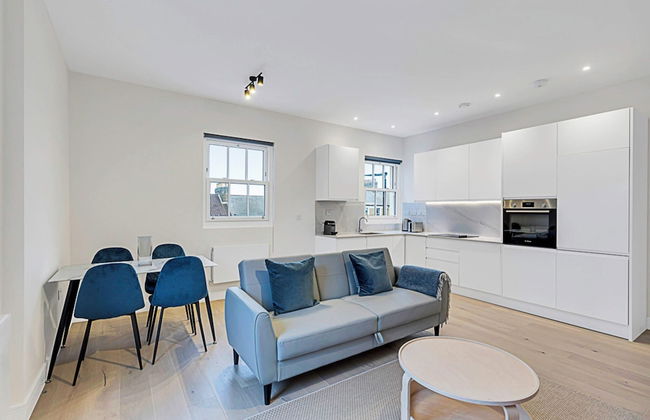Sunny 2-bed Flat in Chiswick - Foto 14