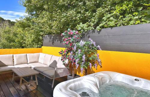 Chy Glynn. Luxury lodge with hot tub and views. - Foto 19