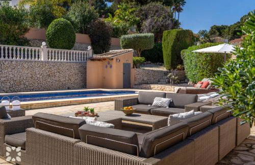 Villa Lovely by Abahana Villas - Photo 3