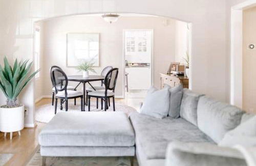 Oasis East Sac Charming Home with Saltwater Pool and Casita - Foto 7