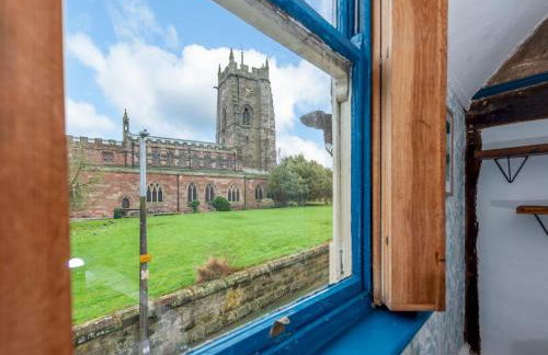 Stay in the Original Home of the Gingerbread Man! - Pass the Keys - Foto 25