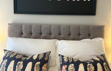 Quay House, North Coast 6 bedroom holiday home - Photo 2