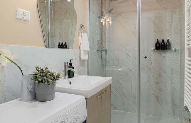 Stunning 2BR With Balcony on Piata Universitatii - Foto 35