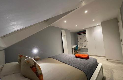 Huge 6-Bedroom House in Greenwich, Sleeps 12 - Foto 8