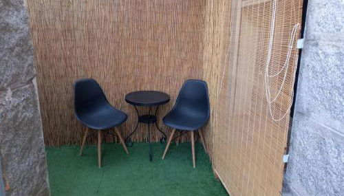 Acogedora casita loft de piedra con piscina compartida - Foto 3