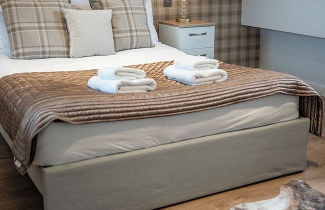 Bright&Spacious 3BD in Centre of Bourton - Photo 25