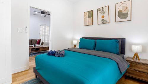 Adorable Pasadena Bungalow - Photo 5