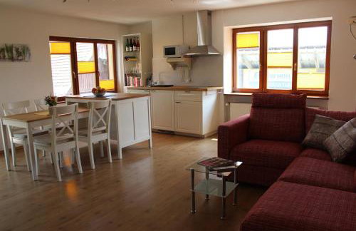 Große Ferienwohnung in altem Gutshaus - Foto 1