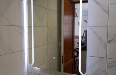 Lovely newly refurbished 1 Bedroom Flat Minutes From Sandy Beach,private terrace - Photo 12