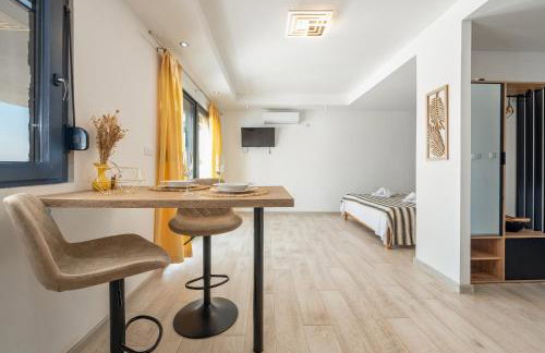 Unique Villa V with large pool - Photo 30