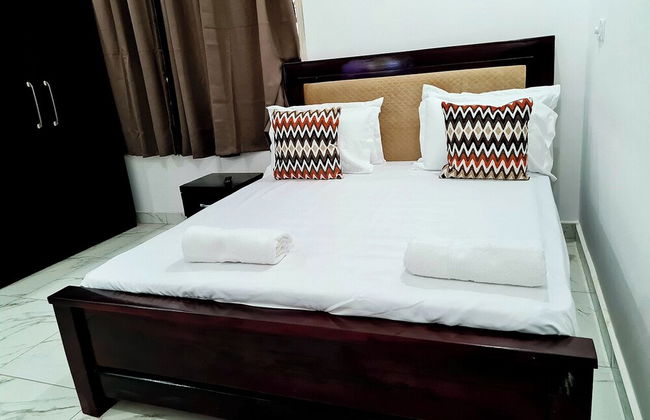 Gorgeous Quiet & Comfy Close to Highway - Foto 7