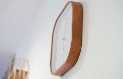 CitizenHouse Anzin - 4 Studios - 15 à 36m2 - Jardin - Terrasse - Accès autonome - WiFi - Netflix - Foto 51