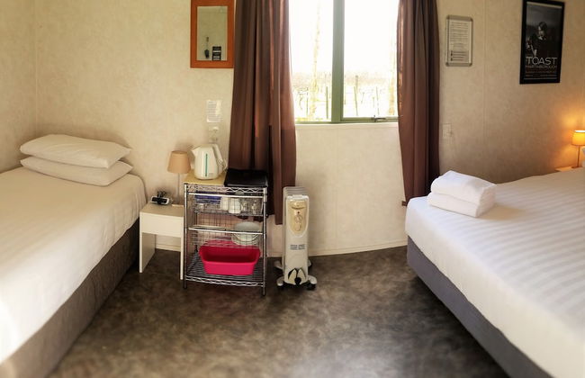 Martinborough TOP 10 Holiday Park - Photo 14