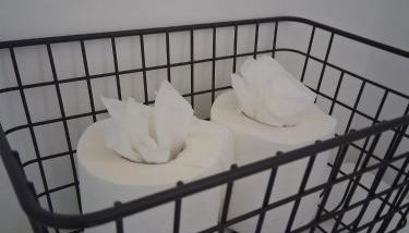 Crown House Studio Apartment - Photo 3