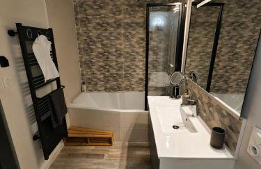 Loft Relais Cœur de France climatisé - 3ch - 2SDB - Foto 8