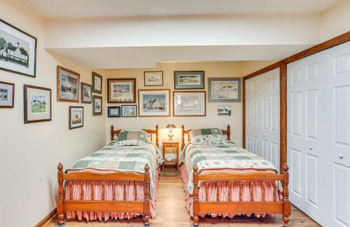 Charming Apartment with Yard and Beautiful Gardens! - Foto 15