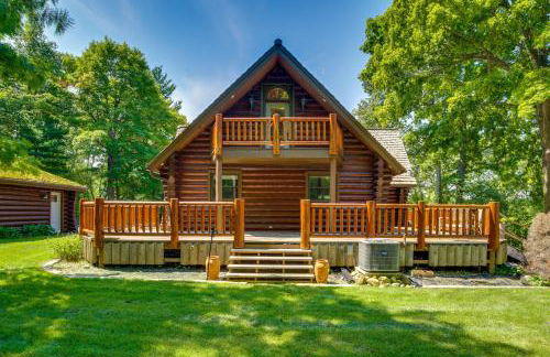 Family Home with Indoor Pool about 2 Mi to Elkhart Lake! - Foto 37