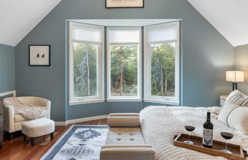 Cozy A-Frame Retreat - Hot Tub, Forest Views - Photo 40