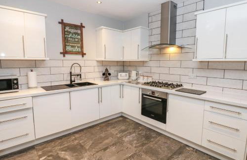 Knights Corner Stanhope Castle - Photo 13