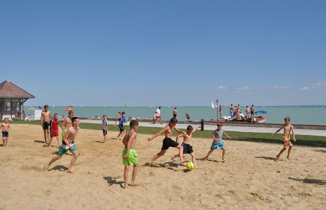 Balatontourist Füred - Foto 19