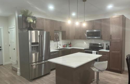 Luxurious Brand New Entire 3br and 2bath - Foto 40