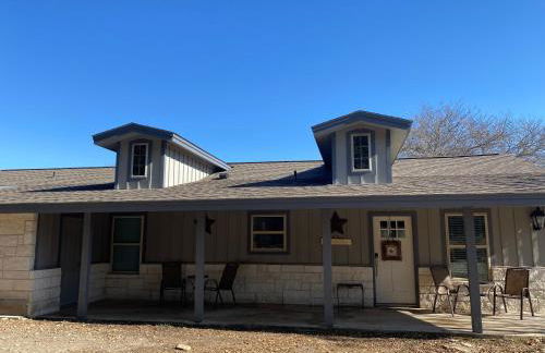 Texas Hill Country Ranch House - Great Views - Near Hidden Falls Park - Photo 6