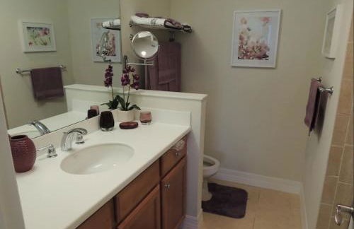 Beautiful New Luxury Townhome with Private Beach and Swimming Pools - Foto 21