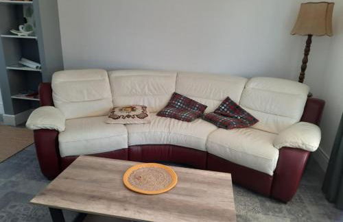 Maison au calme à 5 minutes du centre-ville 2 nuitées minimum - Foto 3