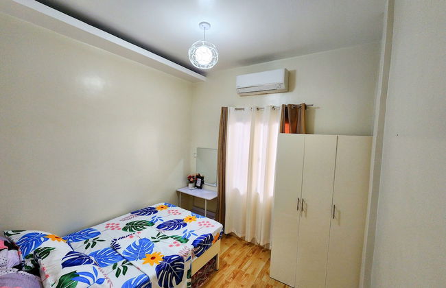 Serene 2BR Escape Poolside Bliss - Foto 3