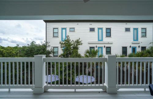 Stunning Stayin' Sandy-Private POOL & Walk to Beach! - Foto 35