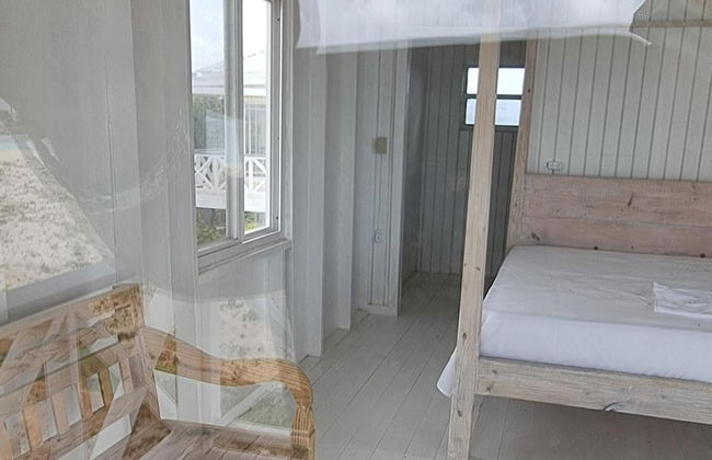 Charming 1-bed Cottage in Codrington - Foto 3