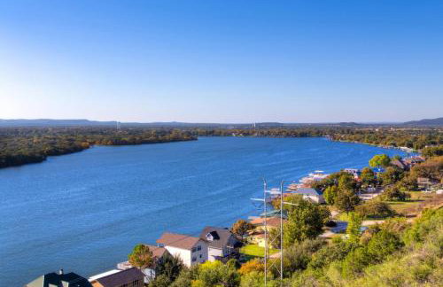 Waterfront Getaway Lake Access Deck BBQ Grill - Photo 24