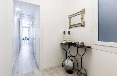 Nice, Cozy, UP TO 6, FCB stadium, free parking - Photo 46