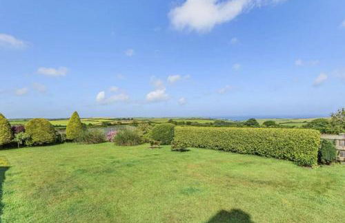 Beautiful family home, sea views, large garden - Foto 46
