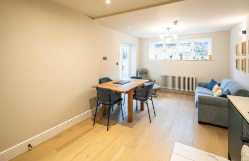 2BR Garden Flat Near Richmond & Stadium - Foto 14